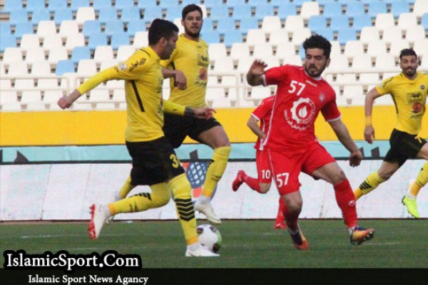 سپاهان اصفهان 3-0 سپیدرود رشت/ جواب مثبت قلعه نویی به تعارف برانکو