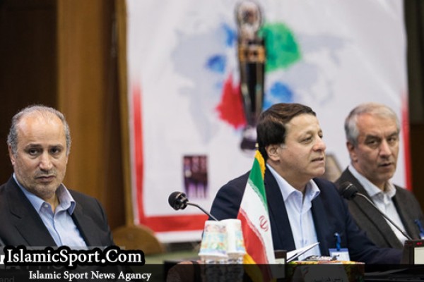  راهکار اجرای قانون منع بکارگیری بازنشستگان در فوتبال از نگاه رضائیان