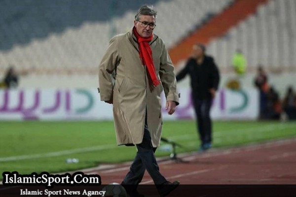 برانکو ایوانکوویچ: هر کاری می‌کنیم و هر حرفی می‌زنیم می‌گویند به پرسپولیس لطف شده است/ گزینه قهرمانی نیستیم!