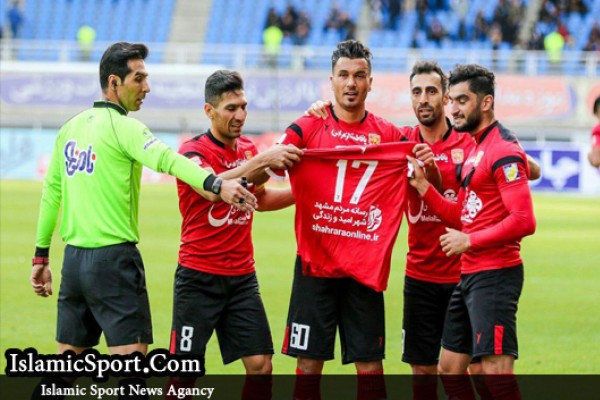 پدیده شهر خودرو 2-0 سپیدرود/ جادوگر قربانی شد تا تعقیب و گریز همچنان ادامه داشته باشد