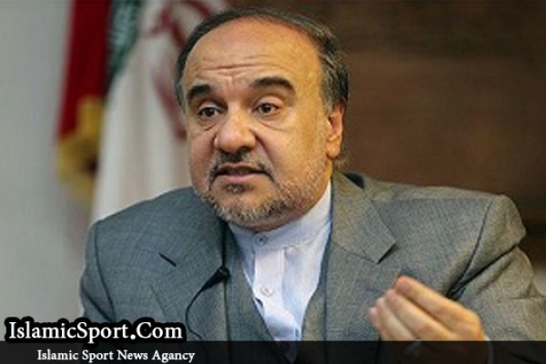  بانوان با رعایت ملاحظات شرعی، فرهنگی و اجتماعی به ورزشگاه می‌آیند/ تاج بازنشسته نیست