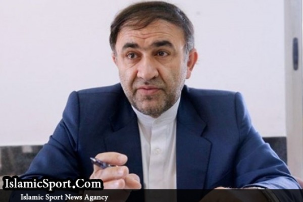  حسن زاده: مصاحبه‌های تنش‌زا تاثیرات منفی بر روی سکوها خواهد داشت/ ناظران نامحسوس بین تماشاگران دربی حاضر خواهند بود 