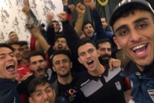  جشن صعود ناگهانی امیدهای ایران در هتل 