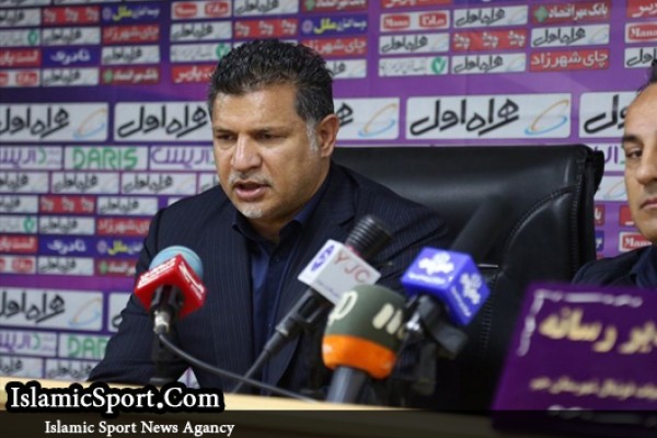 علی دایی: به جز یک موقعیت استقلال هیچ موقعیت جدی نداشت/ وقتی داوری مشکلی ندارد، چرا باید اعتراض کنیم؟
