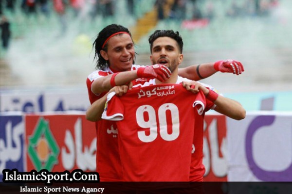 تراکتورسازی تبریز 1-0 صنعت نفت آبادان/ شاگردان لیکنز به تعقیب صدرنشین ادامه می دهند