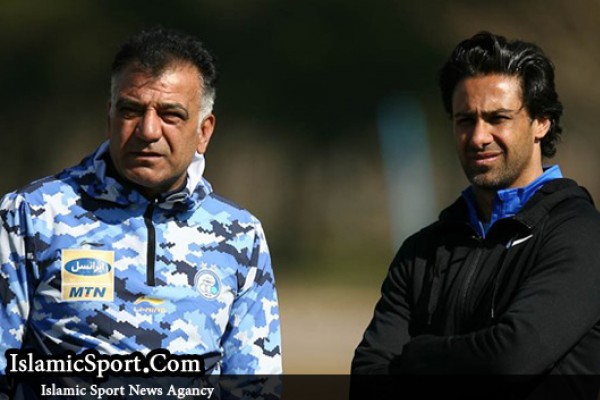 طاهری: قهرمانی از دست استقلال خارج شده است/ به دنبال چهارمین برد مقابل الهلال هستیم