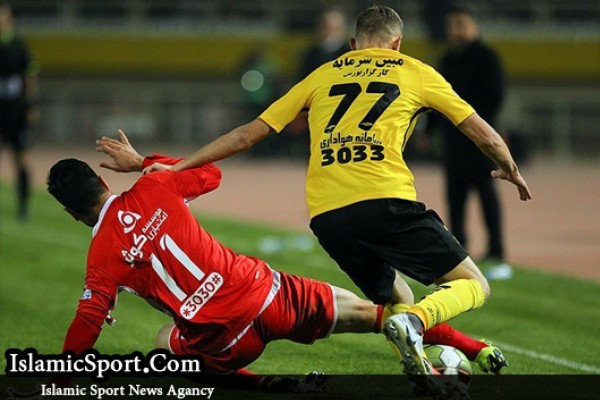 تغییر زمان دیدار سپاهان - پرسپولیس به دلیل رؤیت نشدن هلال ماه رمضان!