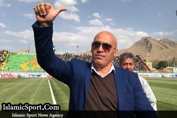 منصوریان: خوش شانس بودیم که بازی مساوی شد/ جای خالی استقلال و پرسپولیس را پر می‌کنیم