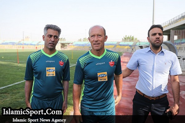  باشگاه پرسپولیس منتظر نظر نهایی کالدرون 