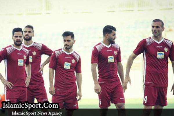  زمان حضور پرسپولیسی‌ها در هیئت فوتبال مشخص شد/ ۹ روز تا رونمایی از پرسپولیس با کالدرون