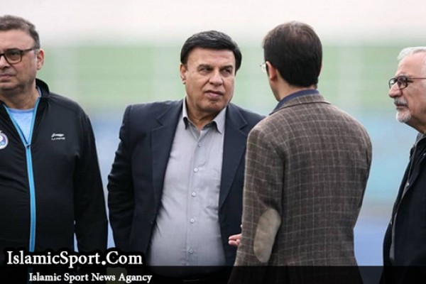  مظلومی: تا کی می‌خواهند تقصیرها را گردن سرمربی بیندازند؟/دربی نزدیک است، نباید فضای مسموم ایجاد کرد 
