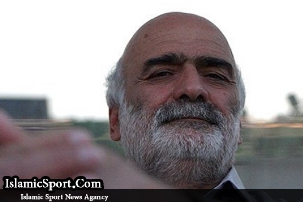 کربکندی: نورافکن خرید خیلی خوب سپاهان بود/ استراماچونی با تعویض‌هایش روند استقلال را بهتر کرد