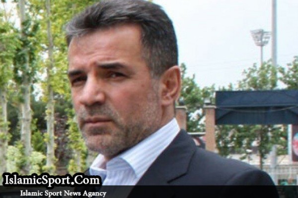  انصاری‌فرد: بیرانوند به کسی توهین نکرد/ پیگیر طلبمان از فیفا هستیم
