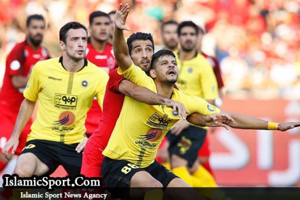  درخواست پرسپولیسی‌ها برای برخورد فدراسیون با مسئول رسانه‌ای سپاهان 