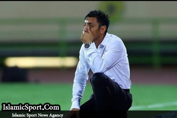 خطیبی: پرسپولیس به جز پنالتی موقعیت دیگری نداشت/ داور تمرکز ما را به هم زد