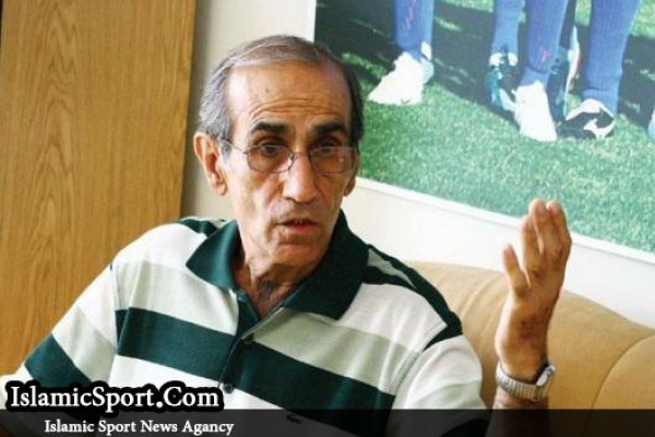  جباری: بازیکن نباید از فیکس بودنش مطمئن باشد/ استقلال می‌تواند مدعی اصلی قهرمانی باشد