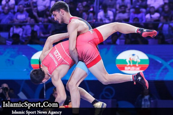  درخواست ۲۰۰ میلیونی "آزادی" برای جام‌جهانی!/ شرکت تجهیز چه می‌کند؟