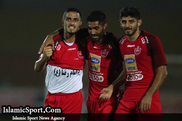 حلالی: با حضور عالیشاه فاز هجومی پرسپولیس تقویت شد/ تا حالا ندیدم دفاع چپ یا راست تعویض شود