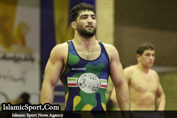  کشتی‌گیر بازمانده از سفر: روی بازگشت به خانه‌ را نداشتم/ حسن یزدانی به من دلداری داد