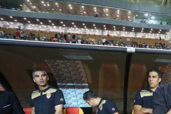  عکس/ حال و هوای نکونام در لحظه پنالتی پرسپولیس