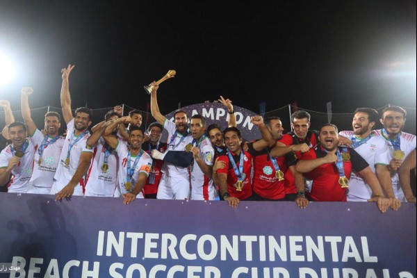 گزارش تصویری قهرمانی تیم ملی فوتبال ساحلی در جام بین قاره‌ای