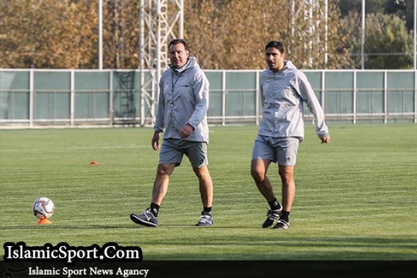 ویلموتس: هیچ نتیجه‌ای باعث حذف یا صعود قطعی تیمی نمی‌شود/ آماده بازی با عراق هستیم